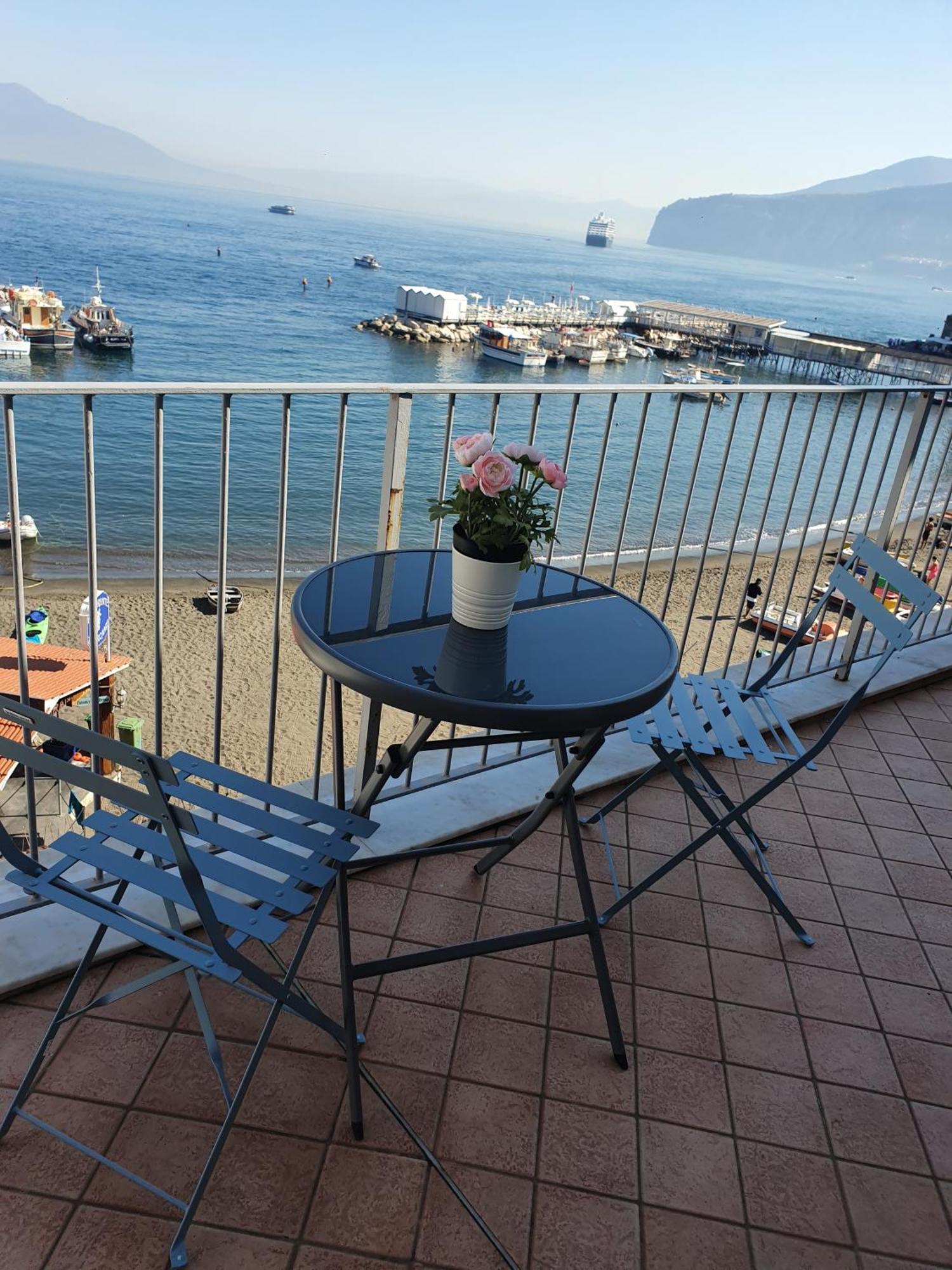 Il Borgo Antico Sorrento Sea View Διαμέρισμα Εξωτερικό φωτογραφία