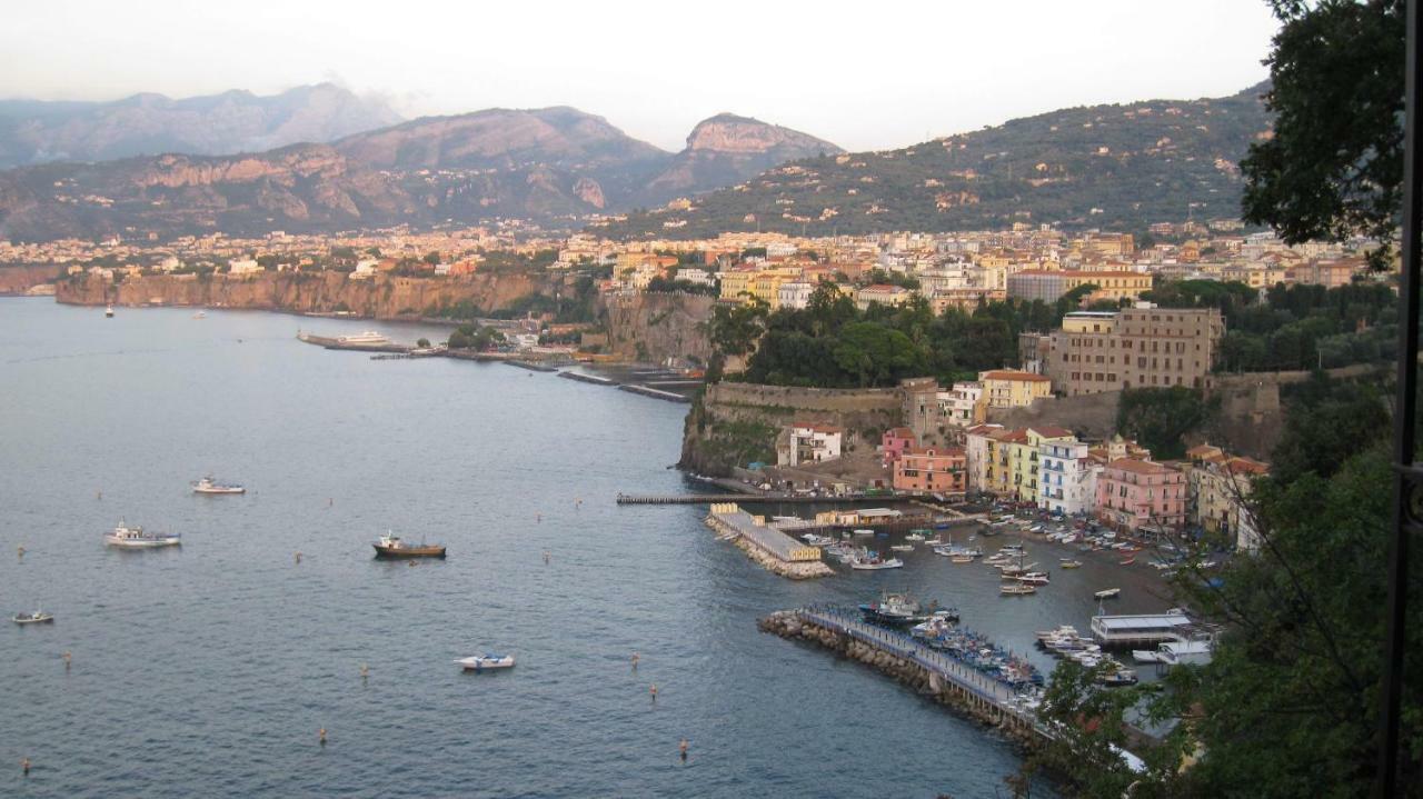 Il Borgo Antico Sorrento Sea View Διαμέρισμα Εξωτερικό φωτογραφία